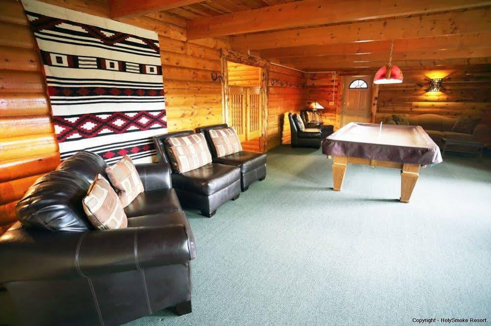 Holy Smoke Resort Keystone Ngoại thất bức ảnh